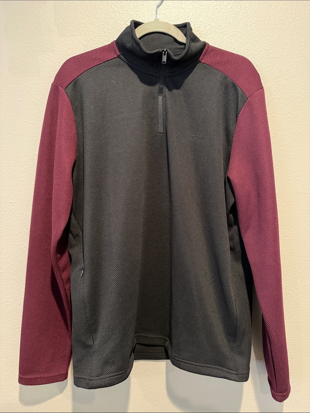 Tahari Black Body with Burgundy Sleeves Quarter Zip Performance Jacket Large
